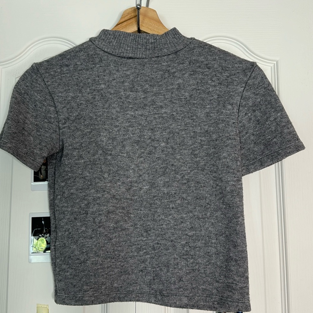 zara turtle neck cropped shirt